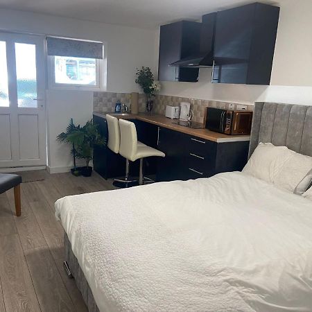Brand New Studio Apartment With Beautiful Kitchen-Close To Liverpool City Centre 外观 照片